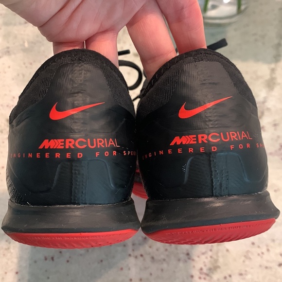 Nike Mercurial Indoor Soccer Boots - Picture 3 of 8